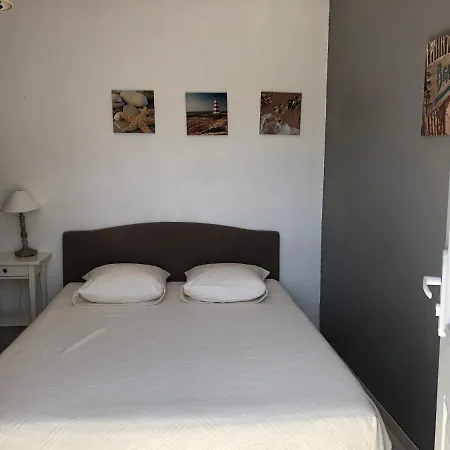 Holiday home Les Rethaises